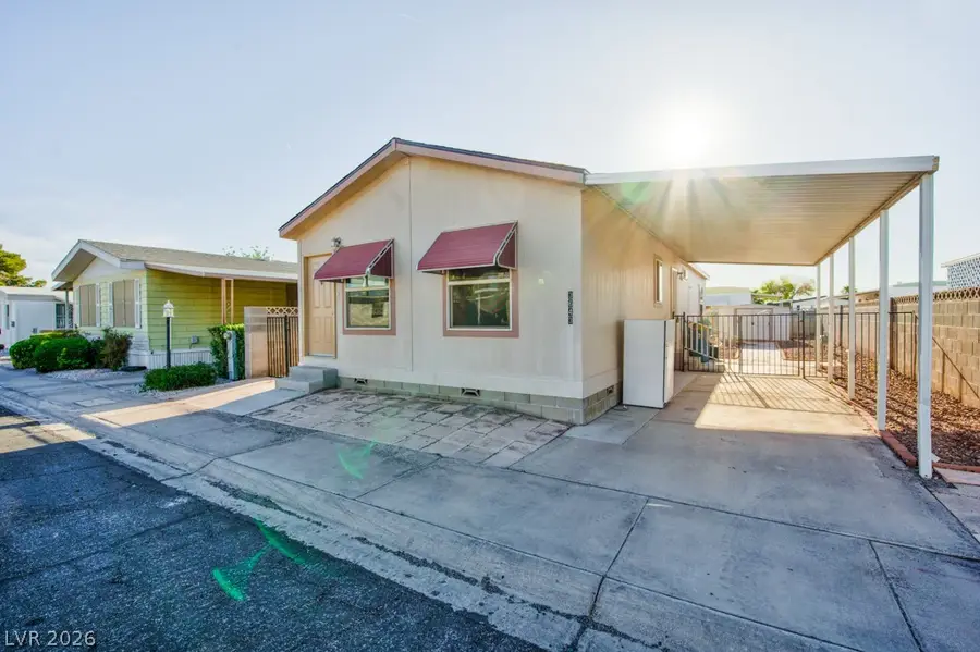 3643 Lost Hills Drive, Las Vegas, NV 89122 - #2