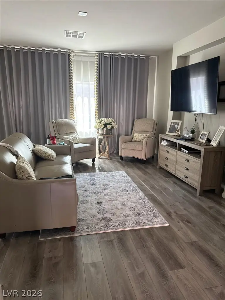 6543 Averill Creek Avenue, Las Vegas, NV 89118 - #2