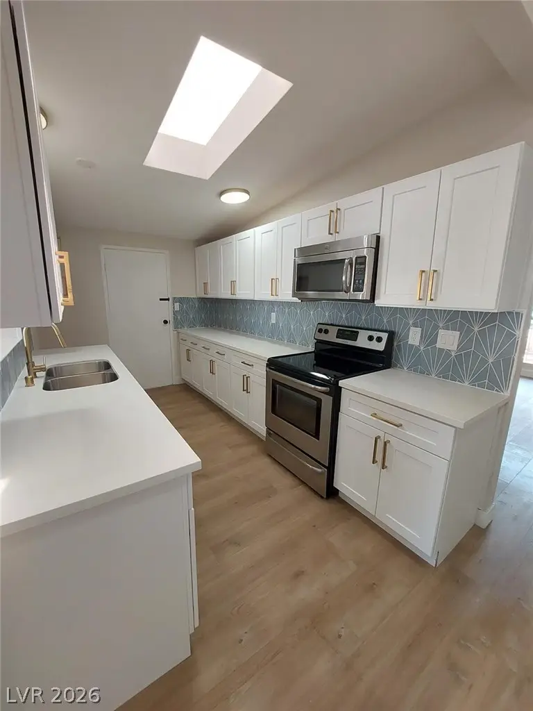 1972 Palma Vista Avenue, Las Vegas, NV 89169 - #2