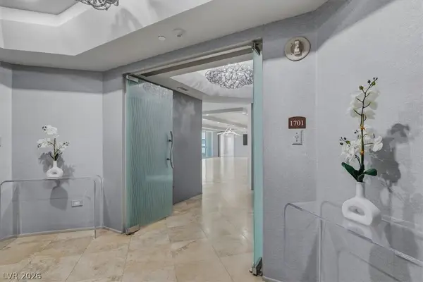 2877 Paradise Road #1701, Las Vegas, NV 89109