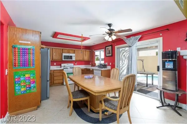 6027 Peach Orchard Road, Las Vegas, NV 89142