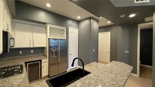 68 E Serene Avenue #311, Las Vegas, NV 89123