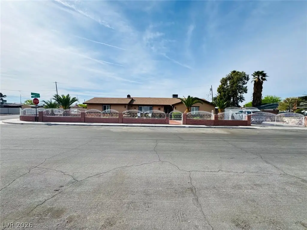 4679 E Cleveland Avenue, Las Vegas, NV 89104 - #1