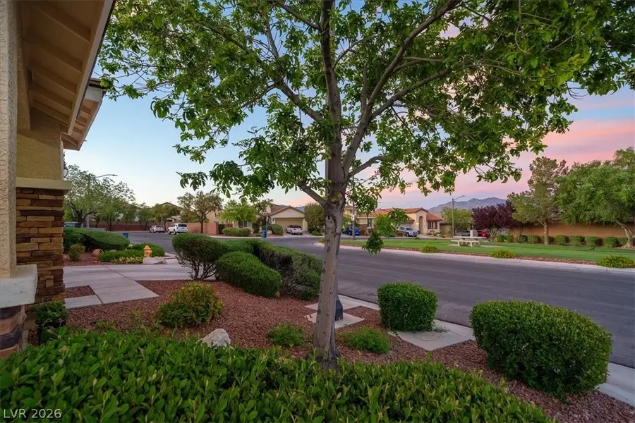 7811 Sugarloaf Peak Street, Las Vegas, NV 89166 - #3