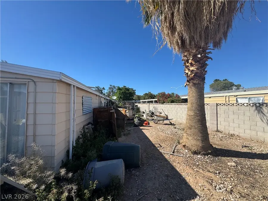 112 Sir George Drive, Las Vegas, NV 89110 - #2