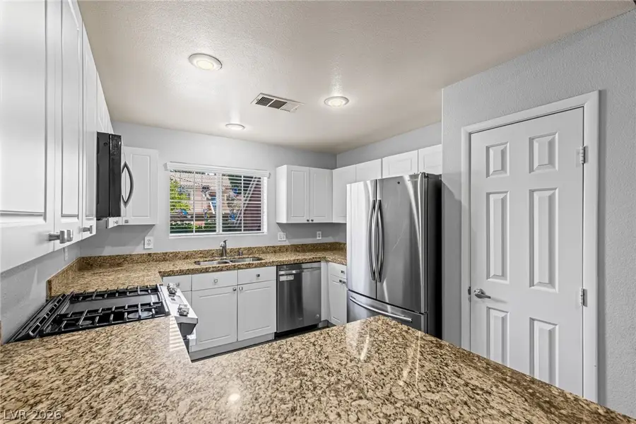 10525 Autumn Pine Avenue #105, Las Vegas, NV 89144 - #2