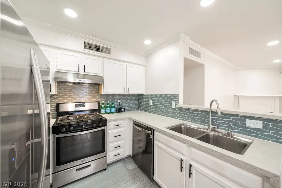 3060 Tarpon Drive #104, Las Vegas, NV 89120 - #3