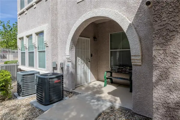 10001 Peace Way #1227, Las Vegas, NV 89147