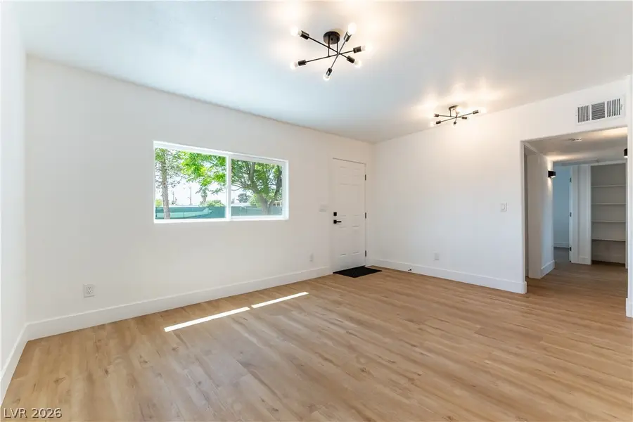 1616 E Evans Avenue, North Las Vegas, NV 89030 - #3