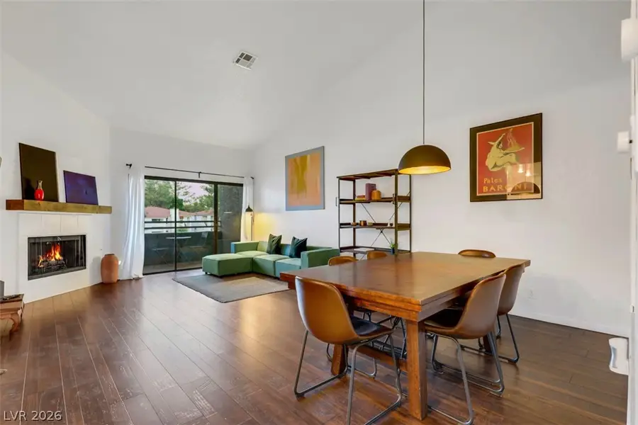 5036 S Rainbow Boulevard #204, Las Vegas, NV 89118 - #2