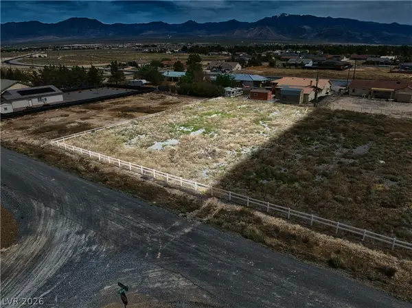 3081 S Mariposa Avenue, Pahrump, NV 89048