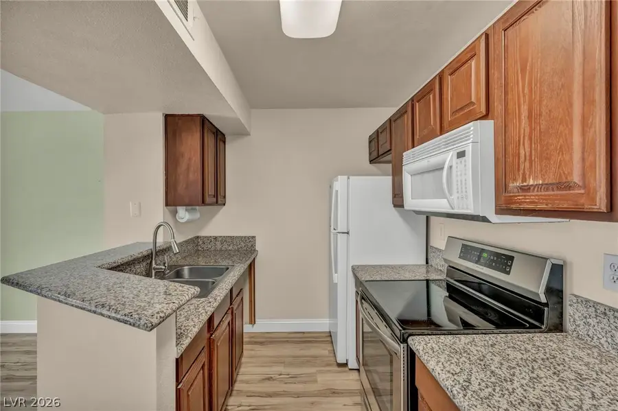 5118 S Jones Boulevard #206, Las Vegas, NV 89118 - #3