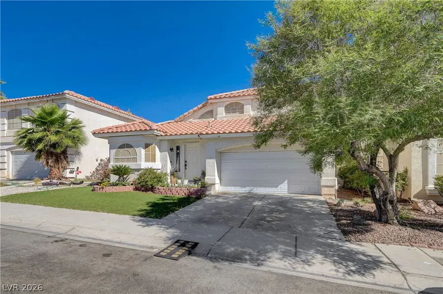 8752 Autumn Wreath Avenue, Las Vegas, NV 89129 - #3
