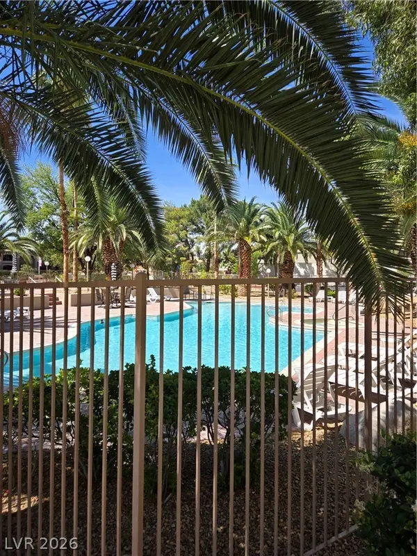 6480 Annie Oakley Drive #212, Las Vegas, NV 89120