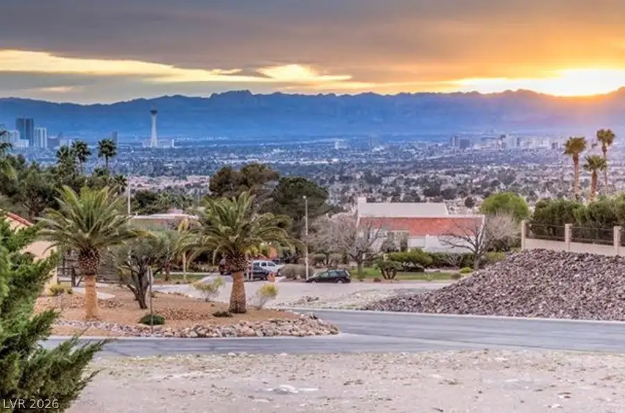 6881 Mountridge Drive, Las Vegas, NV 89110 - #3