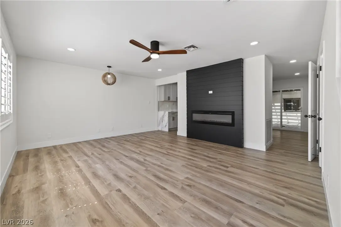 335 Greenbriar Townhouse Way, Las Vegas, NV 89121 - #1