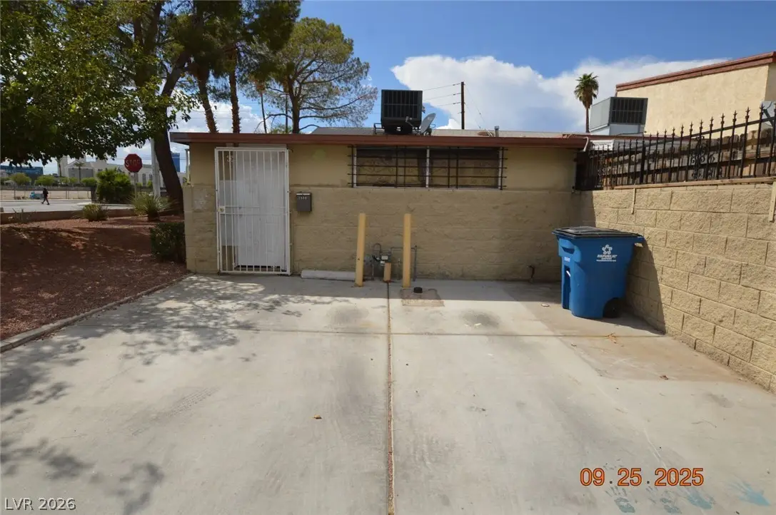 3980 Palos Verdes Street, Las Vegas, NV 89119 - #1
