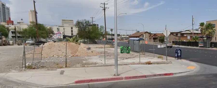 222 N 10th Street, Las Vegas, NV 89101 - #3