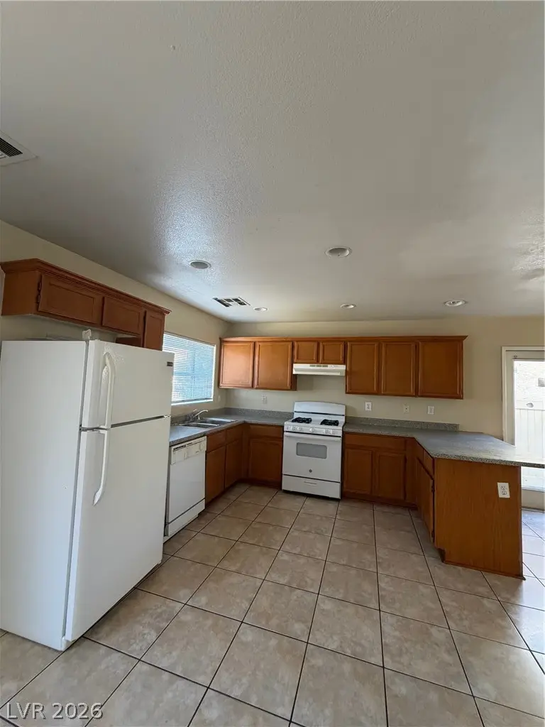 5136 Paradise Valley Avenue, Las Vegas, NV 89156 - #3