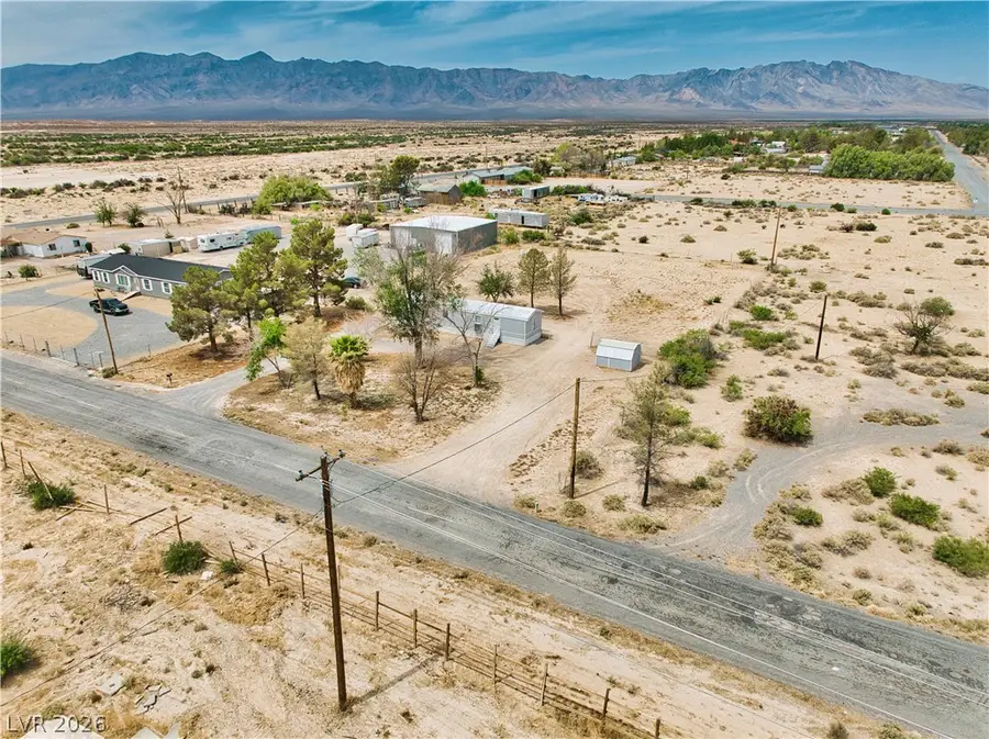 6920 Oakridge Avenue, Pahrump, NV 89048 - #2