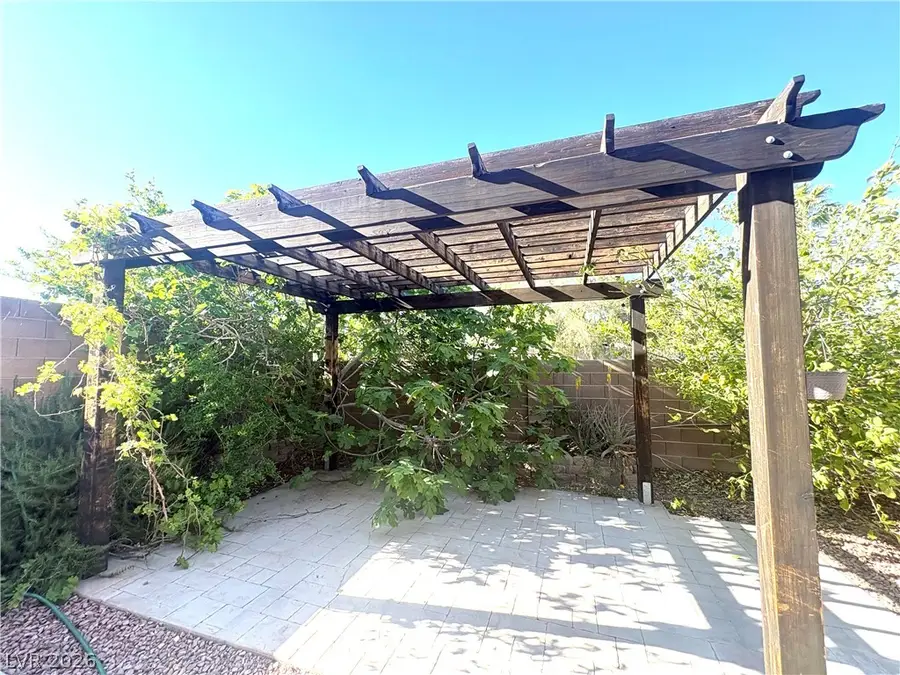 9644 Towngate Avenue, Las Vegas, NV 89129 - #2