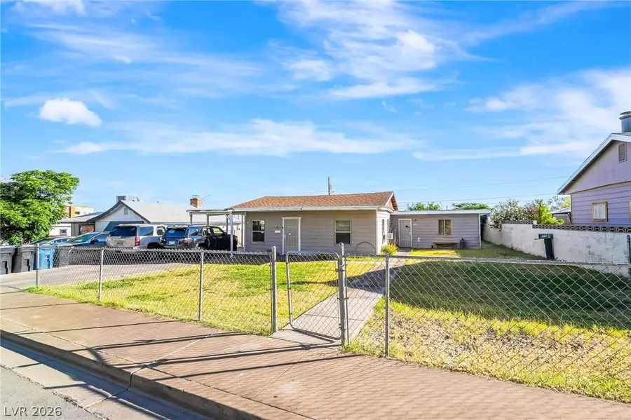 207 S Texas Avenue, Henderson, NV 89015 - #2