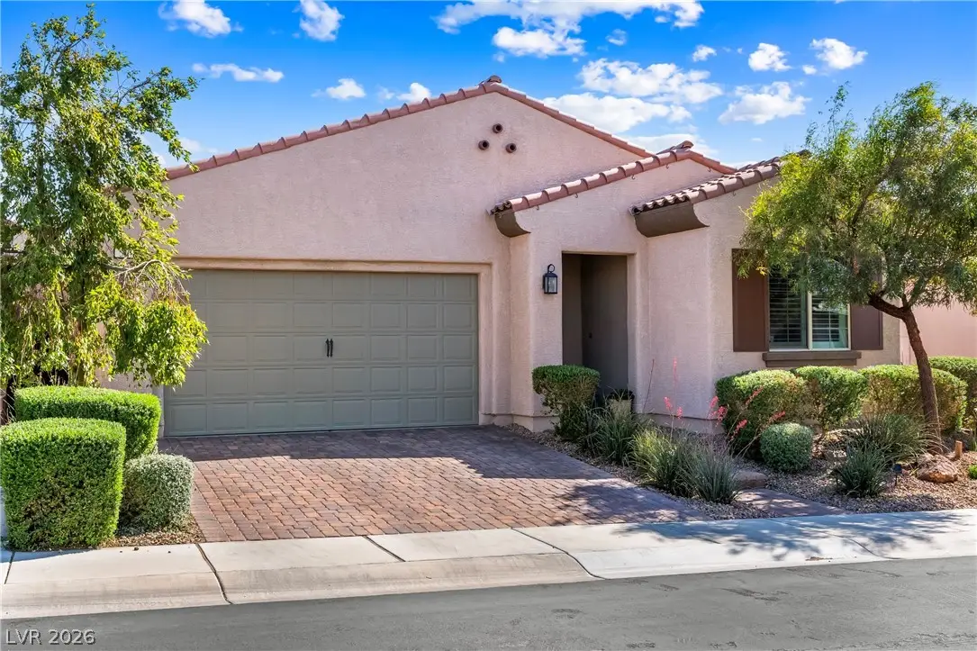 517 Sterling Falls Avenue, Henderson, NV 89011 - #1