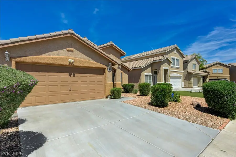 748 Emerald City Avenue, Las Vegas, NV 89183 - #2