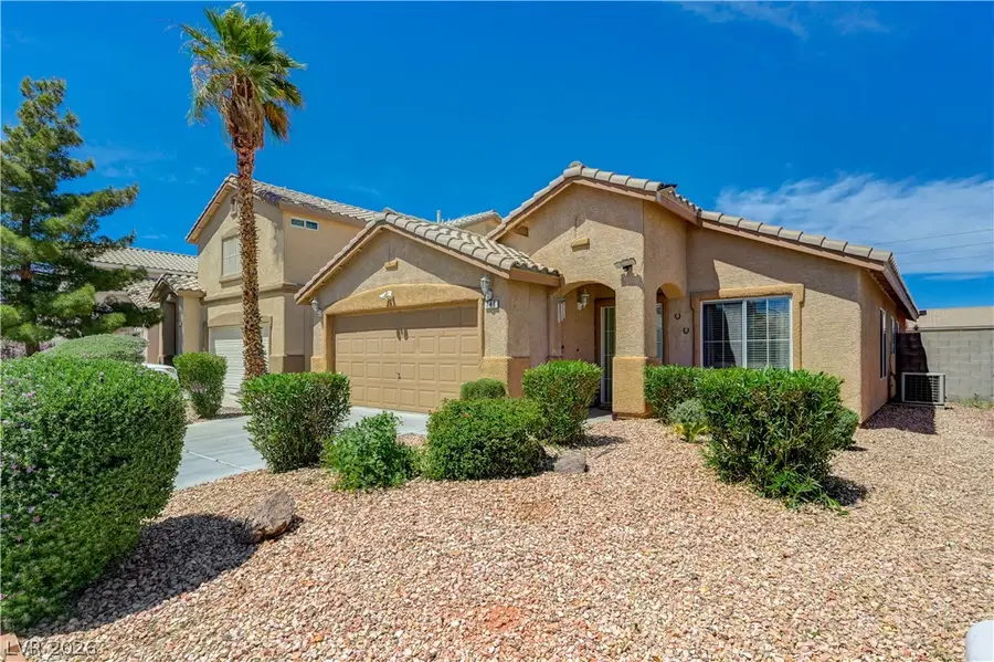 748 Emerald City Avenue, Las Vegas, NV 89183 - #3