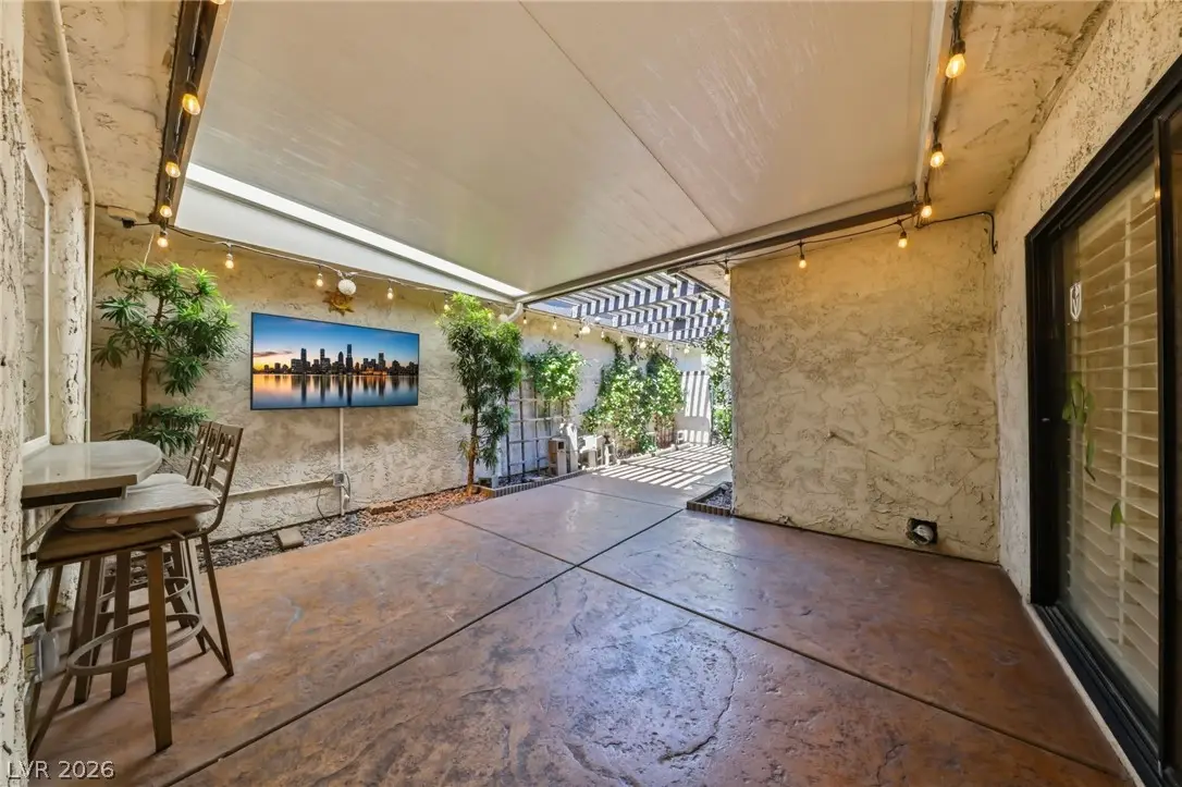 2577 Palmera Circle, Las Vegas, NV 89121 - #1