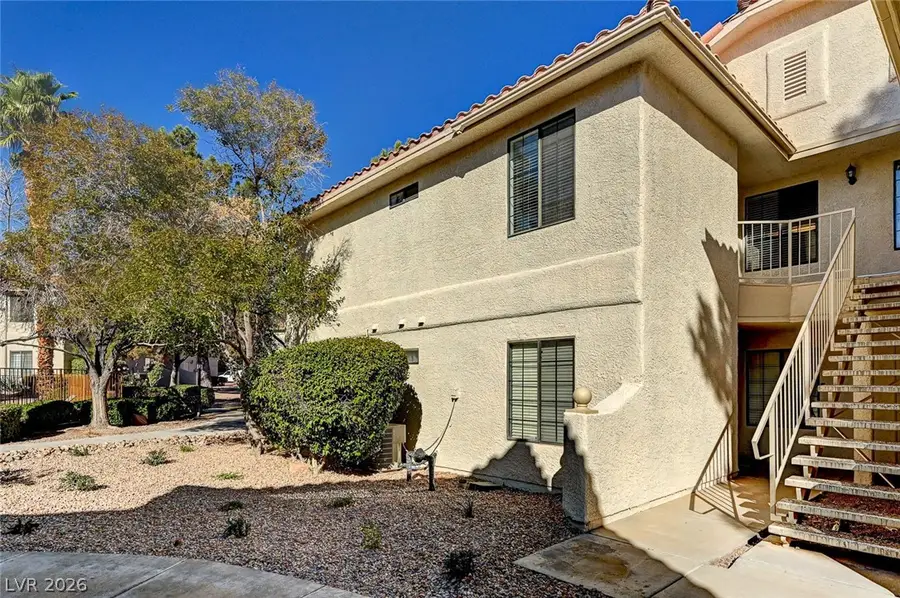 2633 S Durango Drive #201, Las Vegas, NV 89117 - #2
