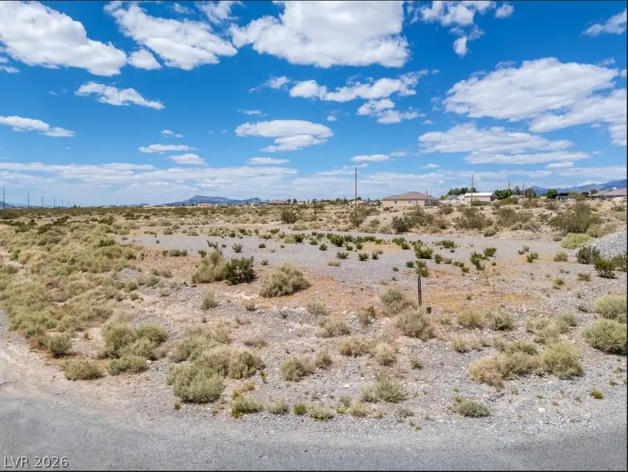 2580 S Zuni Avenue, Pahrump, NV 89048 - #2