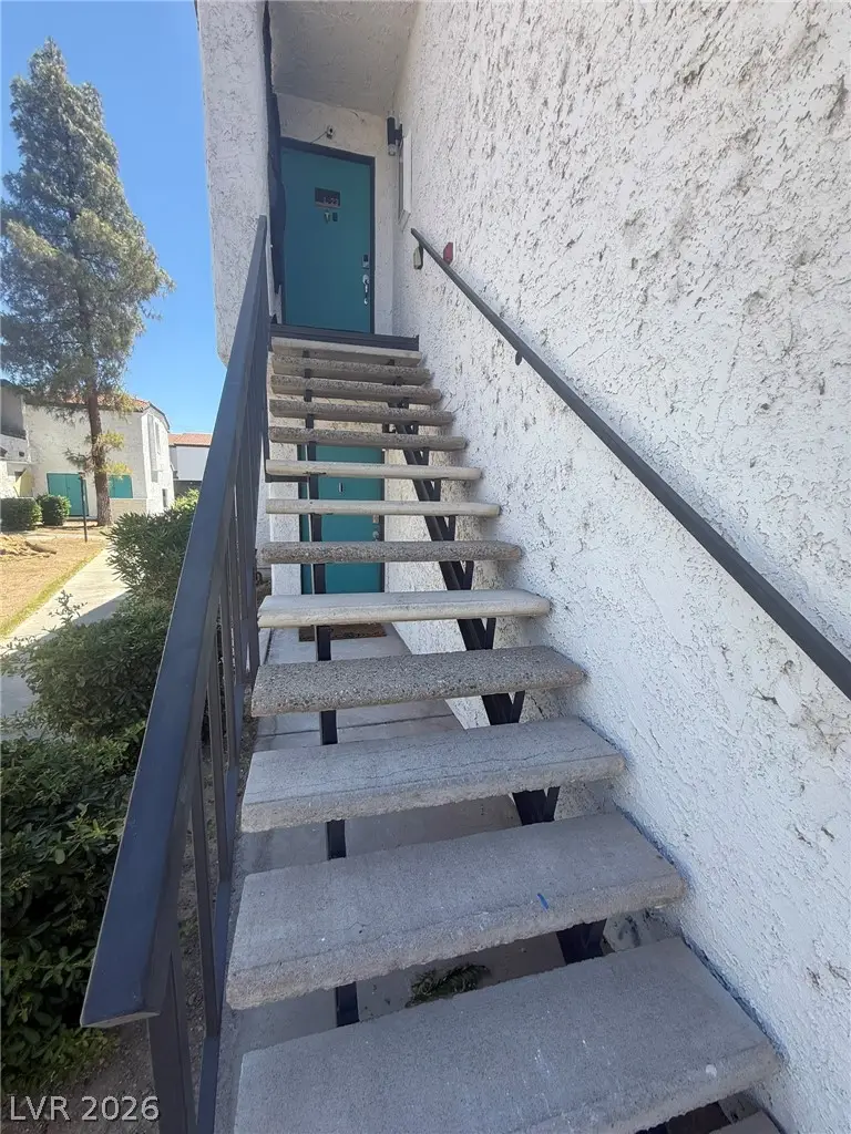 1455 E Katie Avenue #L23, Las Vegas, NV 89119 - #3