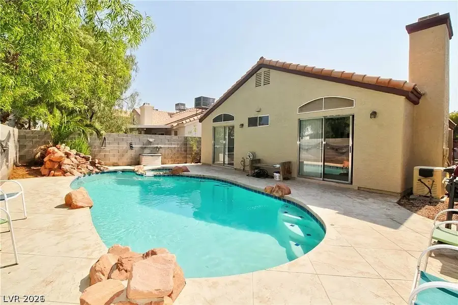 7050 Orange Grove Lane, Las Vegas, NV 89119 - #2