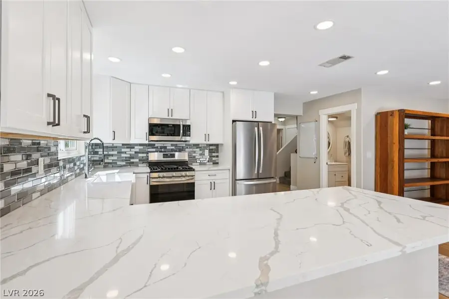 2023 Waverly Circle, Henderson, NV 89014 - #2