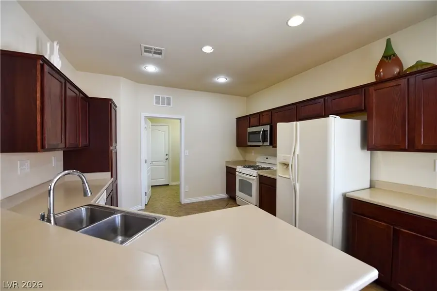 8376 Rygate Avenue, Las Vegas, NV 89178 - #2