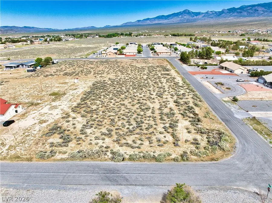 140 E Bluebird Avenue, Pahrump, NV 89060 - #2