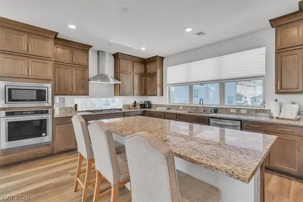 11695 Gentle Birdsong Avenue, Las Vegas, NV 89138