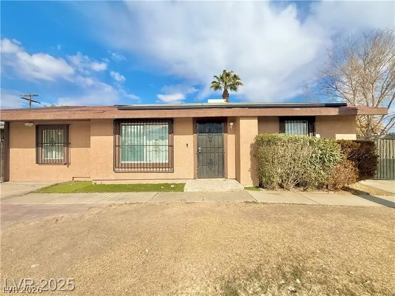 3209 El Morro Avenue, Las Vegas, NV 89101 - #1