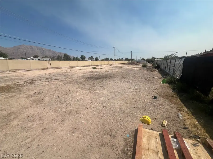 Meikle Lane, Las Vegas, NV 89156 - #2