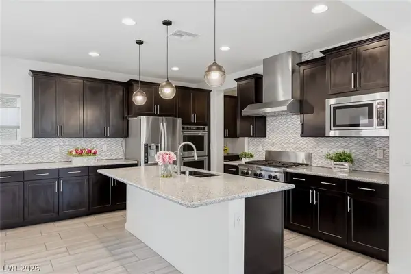 5595 Pico Ferrera Court, Las Vegas, NV 89113