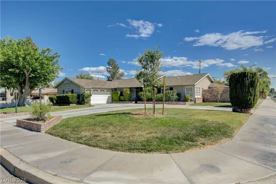 2719 Mason Avenue, Las Vegas, NV 89102 - #2