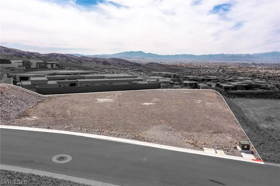 681 Dragon Point Drive, Henderson, NV 89012 - #3