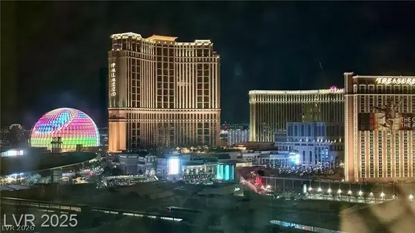 2000 N Fashion Show Drive #3818, Las Vegas, NV 89109