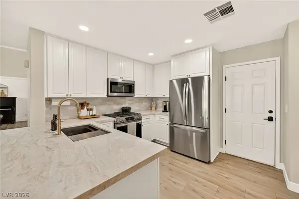 2437 Cliffwood Drive, Henderson, NV 89074