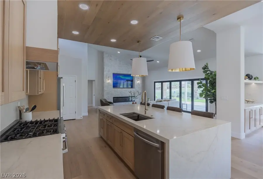 2548 Golfside Drive, Las Vegas, NV 89134 - #2
