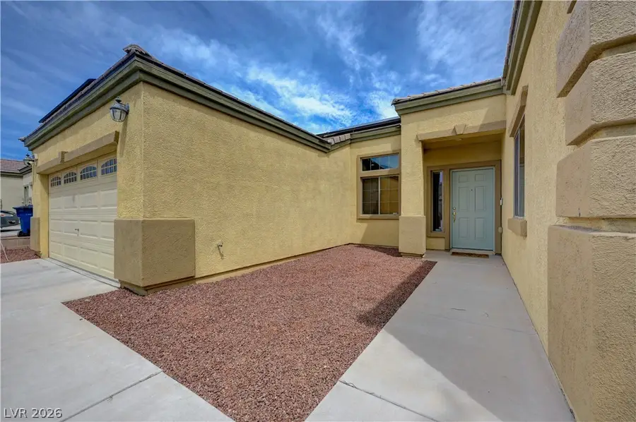 916 Kevin Baker Avenue, North Las Vegas, NV 89086 - #2