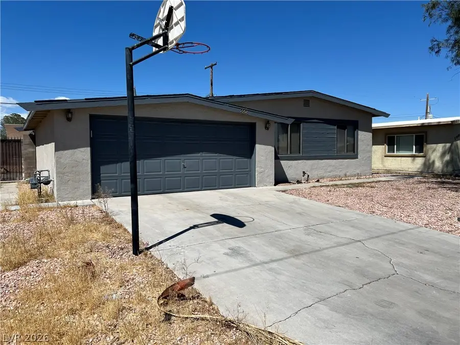 5908 Gipsy Avenue, Las Vegas, NV 89107 - #2