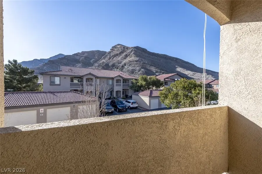 3320 Cactus Shadow Street #204, Las Vegas, NV 89129 - #2