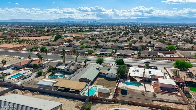 706 N Hollywood Boulevard, Las Vegas, NV 89110 - #2